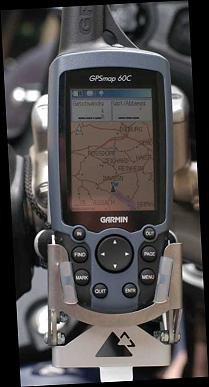 das Garmin GPSmap 60C in der Touratech Halterung